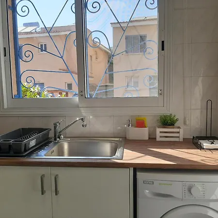 H&o Elegant Maisonette In Paradise Garden Semesterbostad *