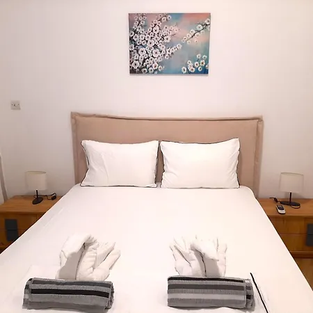 H&o Elegant Maisonette In Paradise Garden *