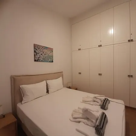 H&o Elegant Maisonette In Paradise Garden Holiday home Paphos