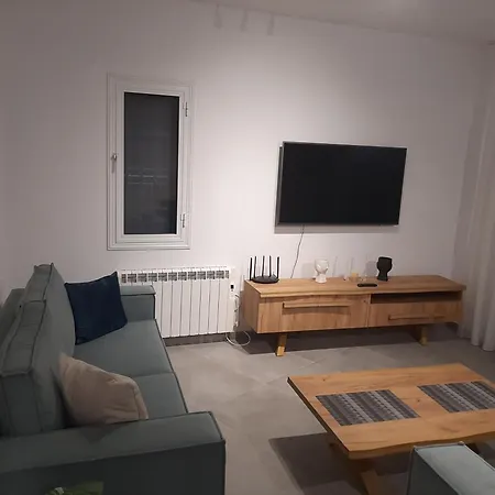 H&o Elegant Maisonette In Paradise Garden